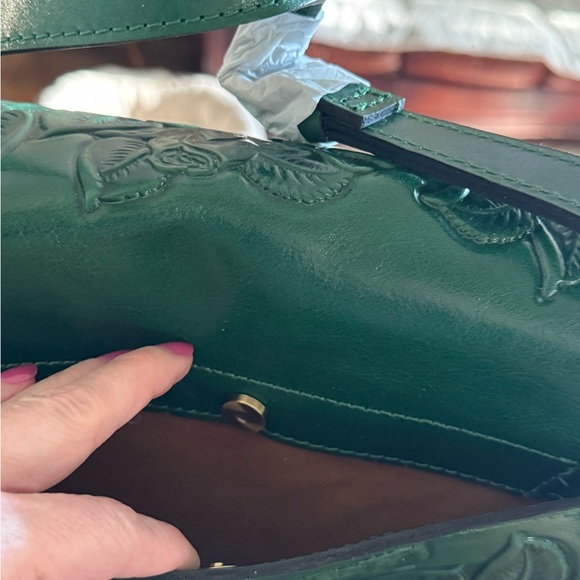 Patricia Nash Forest Green Embossed Leather Bag - Picture 9 of 16